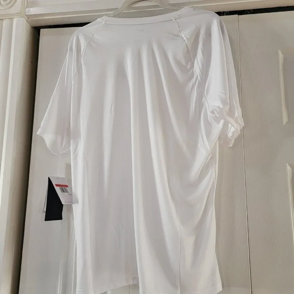 Nike Men's Dri-FIT UPF 40+ Hydro Guard Swim White Tee Shirt Size medium